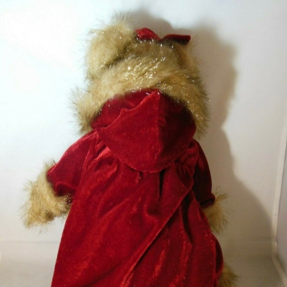 TENDER HEART COLLECTION JOINTED PLUSH STUFFED BEAR IN VELVET DRESS & COAT - Picture 2 of 5